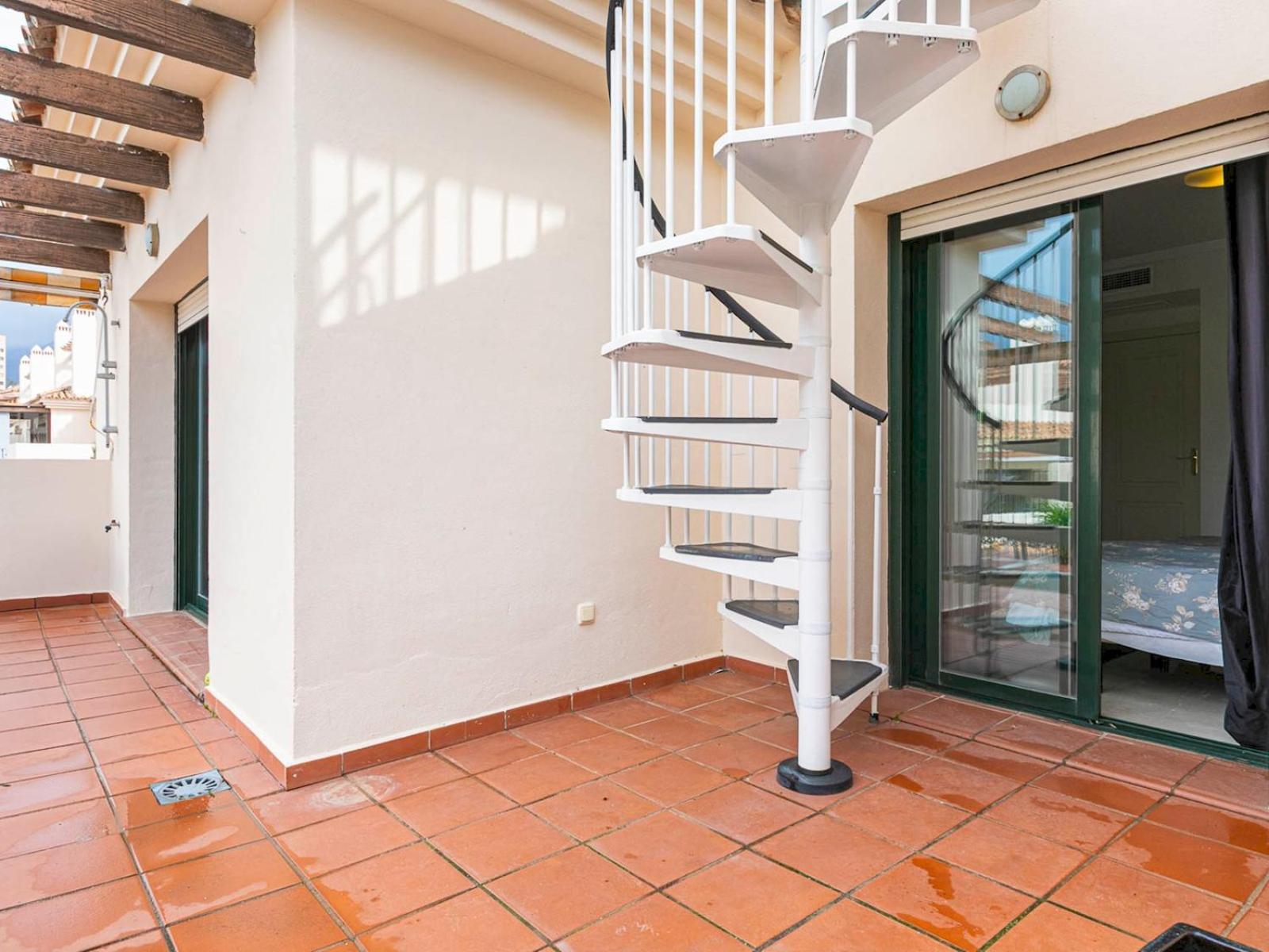 Beautiful With Lovely Terrace Pass The Keys