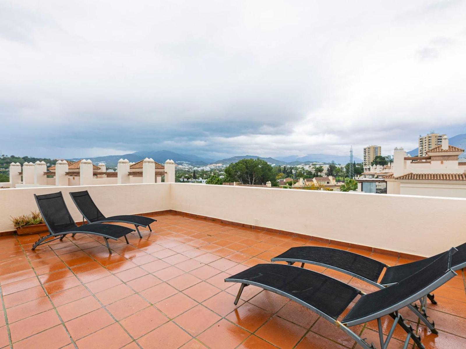 Apartment Beautiful With Lovely Terrace Pass The Keys *