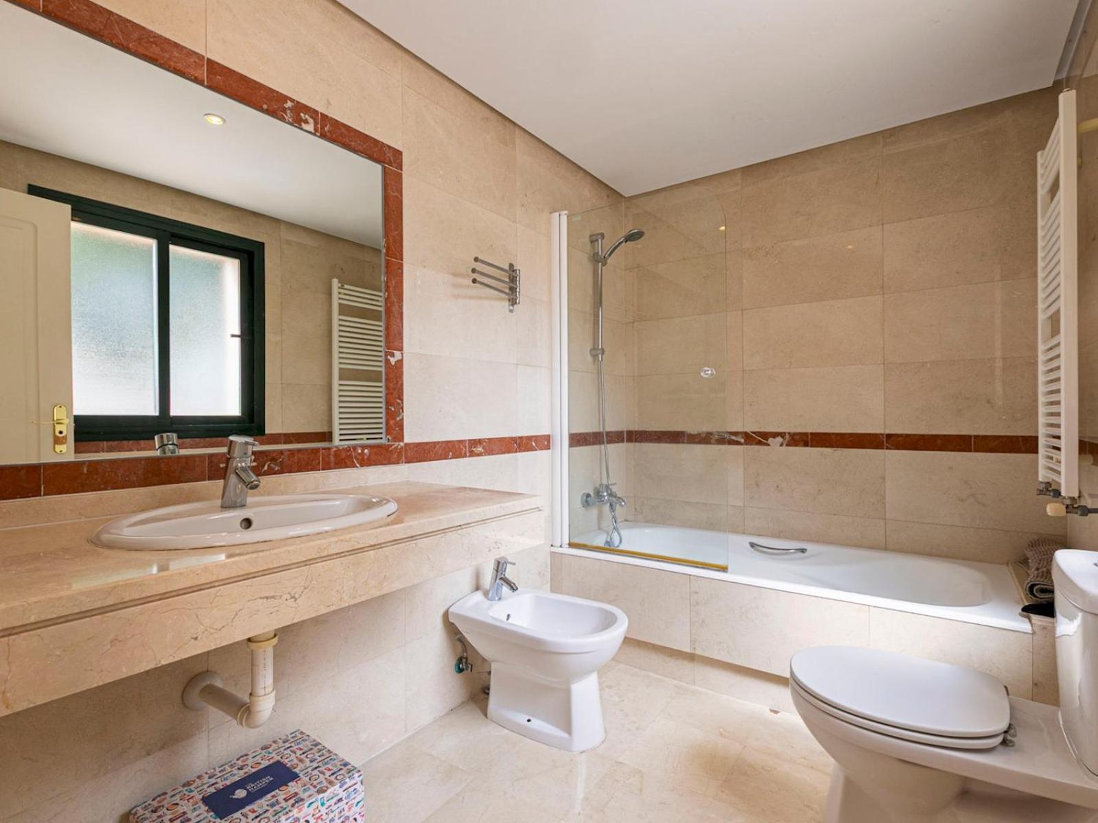 Apartment Beautiful With Lovely Terrace Pass The Keys *