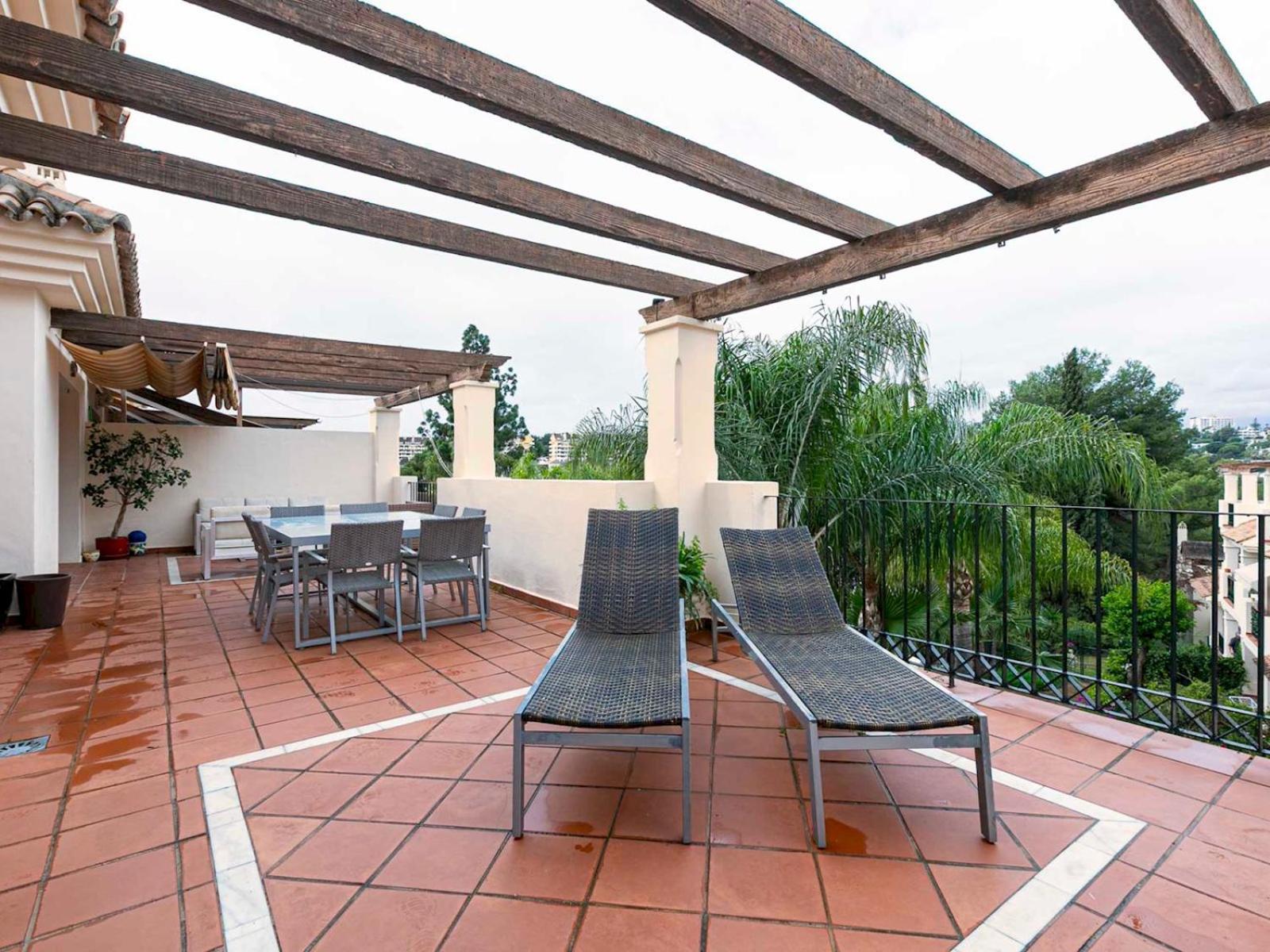 Apartment Beautiful With Lovely Terrace Pass The Keys