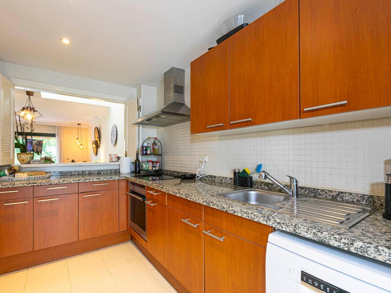Apartment Beautiful With Lovely Terrace Pass The Keys